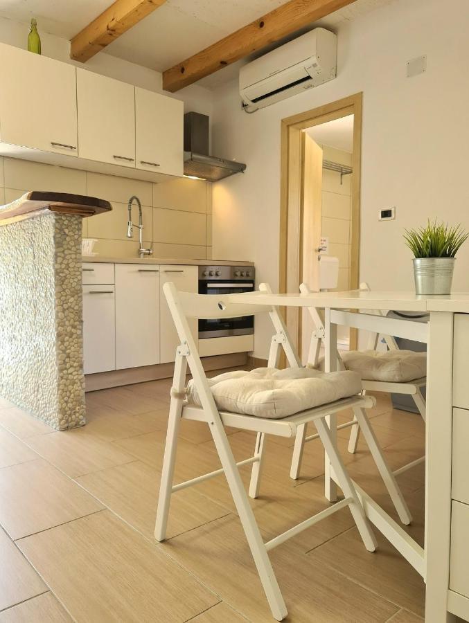 Apartments Sveti Ivan Mošćenička Draga Exterior foto